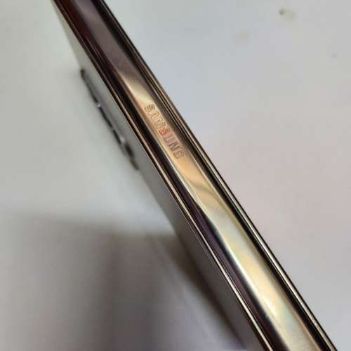 samsung fold 4 12+512 港行雙卡米色或墨綠色