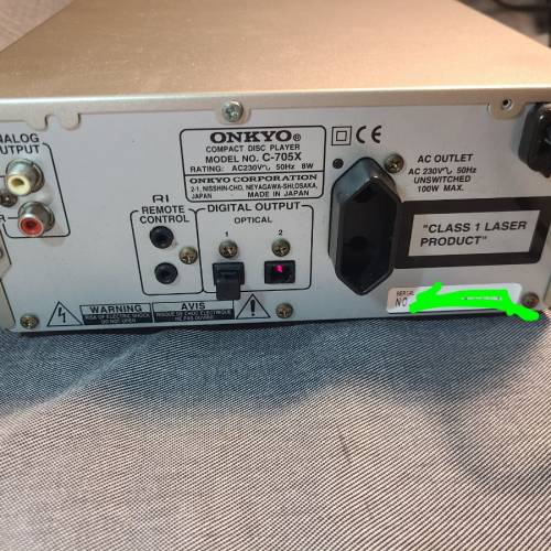 onkyo安橋小型CD機，C一705X。