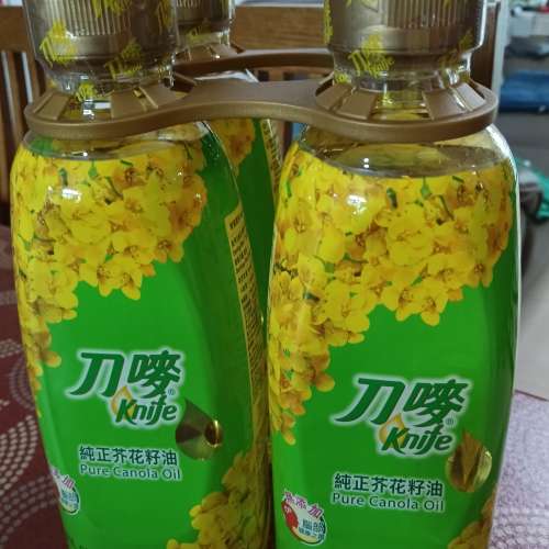 刀嘜純正芥花籽油900ml四支裝，共售$80