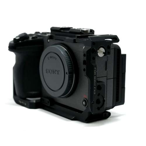 Sony FX30 連 Tilta Cage
