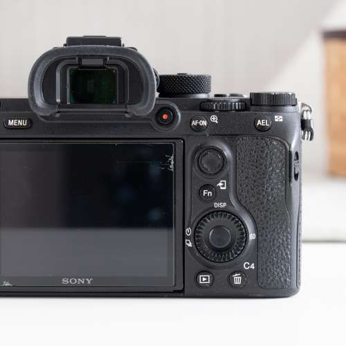 Sony A7R III/A7R3 + RRS L-Bracket + 2 x Batteries