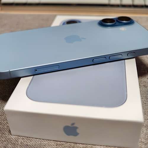 iPhone 17 Mist Blue 256GB 100% battery health
