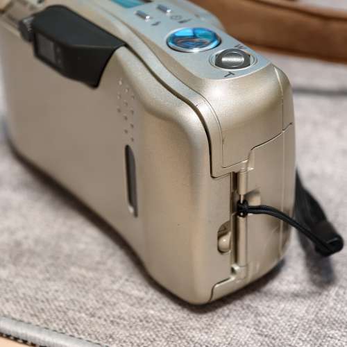 Olympus 數碼菲林相機 Mju zoom140
