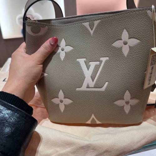 LV all in BB大象灰