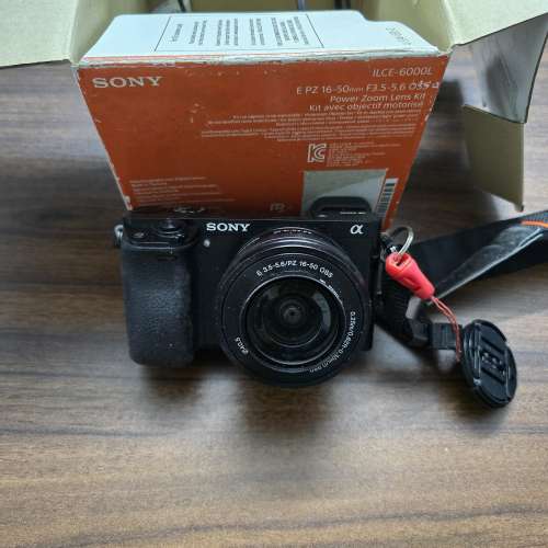 Sony Alpha a6000 kit 16-50mm