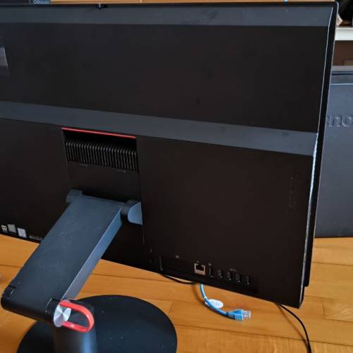 Lenovo M910Z AIO PC 一體式電腦 Dolby喇叭 24&ldquo;防反光高清屏幕