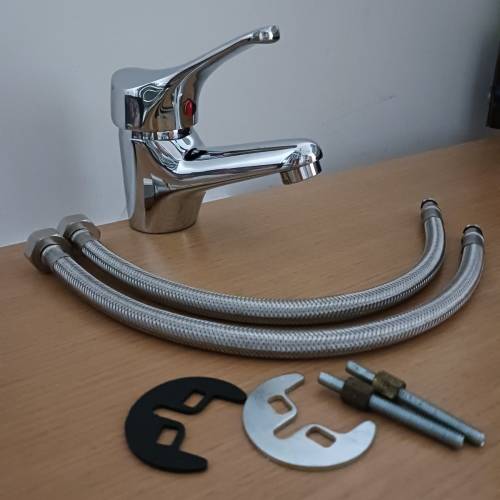 鋅盆水龍頭連軟喉及安裝配件 tap / faucet
