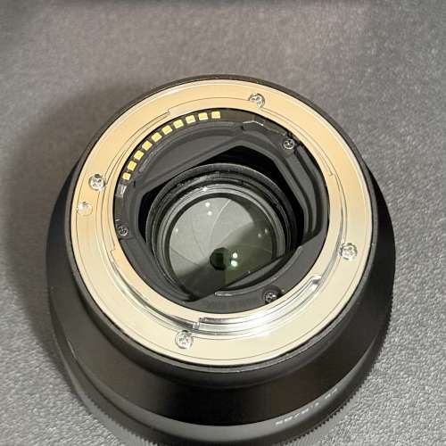 Sony FE 85mm F1.8