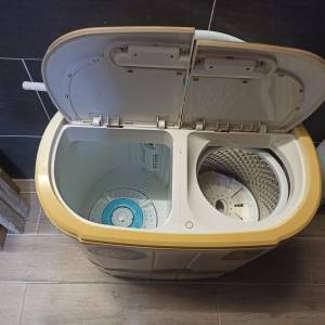 現代雙筒洗衣機