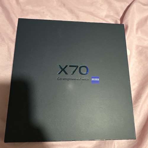 Vivo X70 Zeiss Lens 5G港行