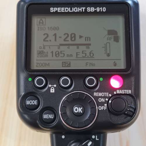 Nikon SB910