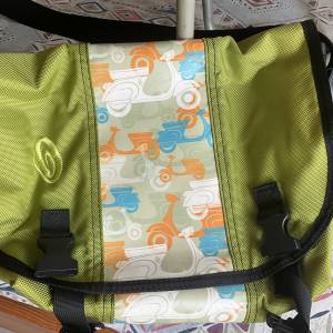 Timbuk2 cross body messenger bag