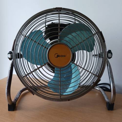 Midea FE25-C1 10吋強力座檯/座地風扇 desk fan (strong wind)