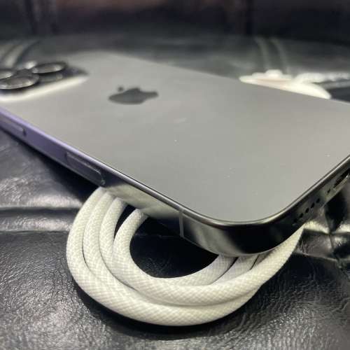 99%New iPhone 16 Pro 512GB 黑色 電池效能93% 有配件 自用首選超值