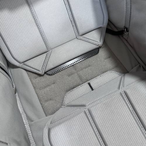 新淨二手少用Peak Design 20L backpack