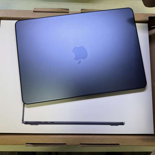 MacBook Neo 256GB - Indigo