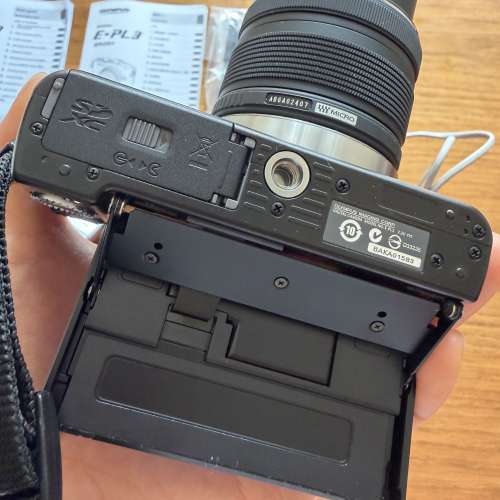 【九成新‧一手自用】Olympus PEN E-PL3 連原廠鏡頭及全套配件 (新手隨手拍首選)