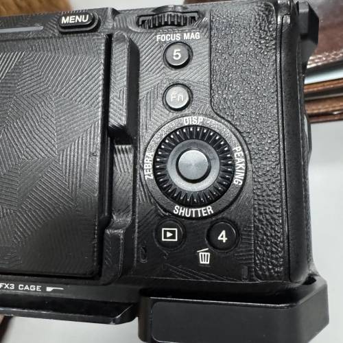 9成新 sony fx3 連收音手柄+2粒原廠電  同tilta cage