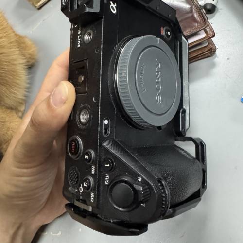 9成新 sony fx3 連收音手柄+2粒原廠電  同tilta cage