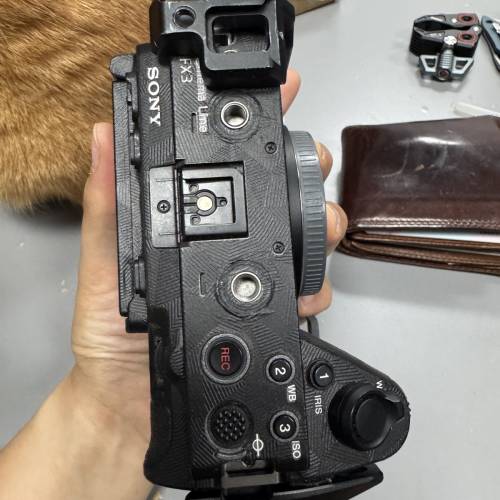 9成新 sony fx3 連收音手柄+2粒原廠電  同tilta cage