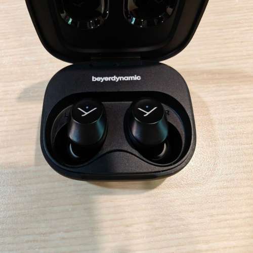 beyerdynamic amiron 300