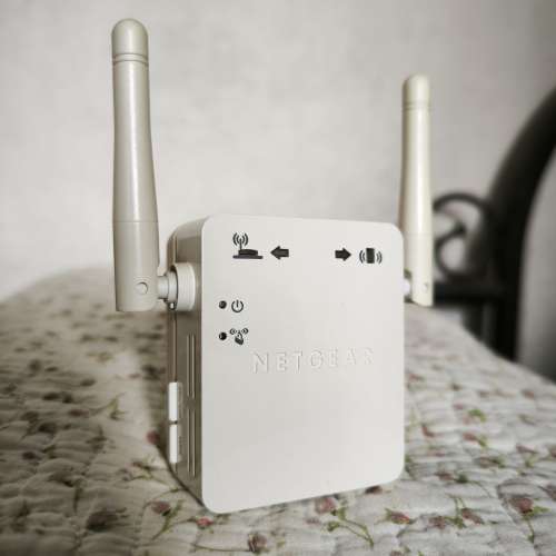 NETGEAR N300 WiFi 範圍增強器