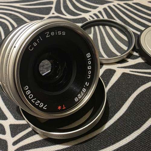 Contax g Carl Zeiss 28mm 2.8 Sony Nikon Leica