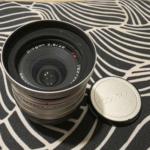 Contax g Carl Zeiss 28mm 2.8 Sony Nikon Leica