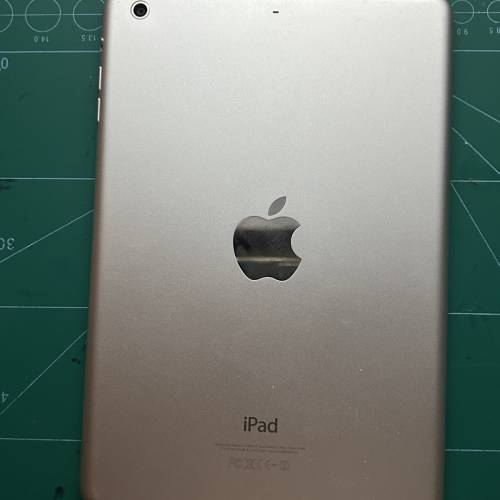 Model: iPad mini 2nd Gen Wi-Fi送全新機套