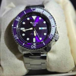 Seiko 紫色錶 紫錶 精工錶 手錶 限量版 新加坡速遞空運到港 現貨 序號：0355/1000 ...