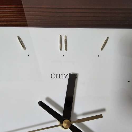 * 星晨 * Citizen * 實木掛鐘 *