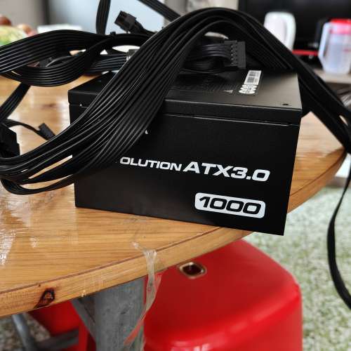 REVOLUTION  ATX3.0 1000w  火牛