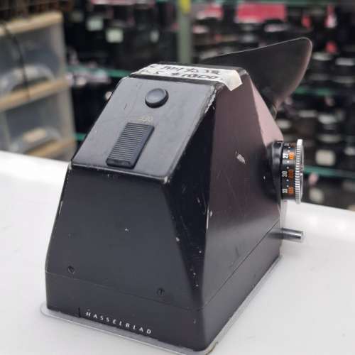 Hasselblad Acute-Matte 對焦屏   Hasselblad Meter Prism Finder 測光棱鏡取景器