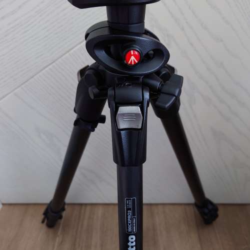 Manfrotto 190CXPRO3 Carbon Fiber Tripod (碳纖維 4 節三腳架)