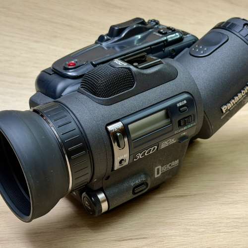 Panasonic NV-DJ1 3CCD