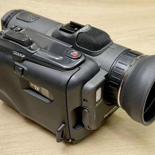 Panasonic NV-DJ1 3CCD