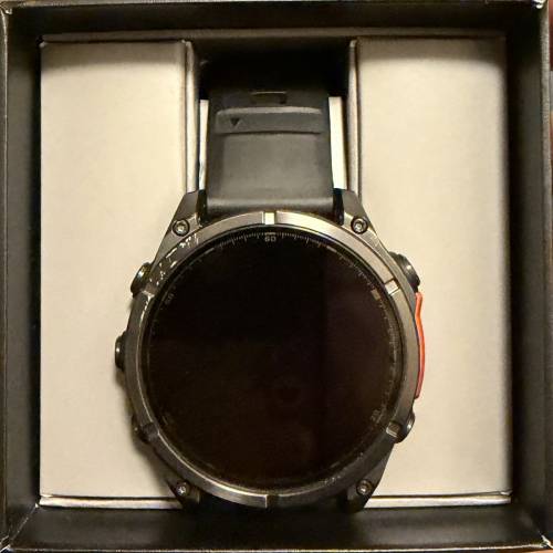 Garmin Fenix 8 47mm AMOLED 黑色行貨（極長保養至2027年4月）