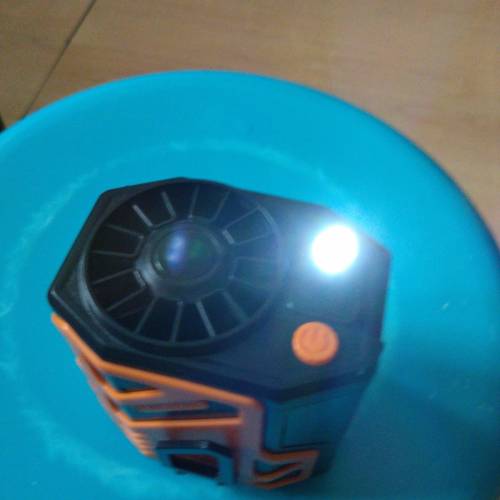 掛腰風扇有電筒