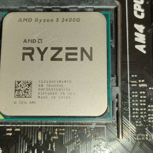 Biostar AM4 主機板連 Ryzen 5 2400G CPU（壞？）連原廠散熱連120GB SSD