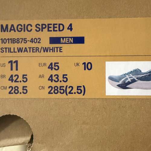 98% 新 Asics Magic Speed 4 淺藍色配白色