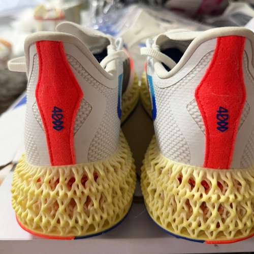 98% 新 Adidas 4D running