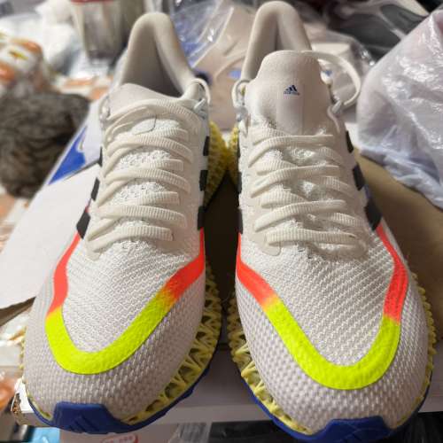 98% 新 Adidas 4D running