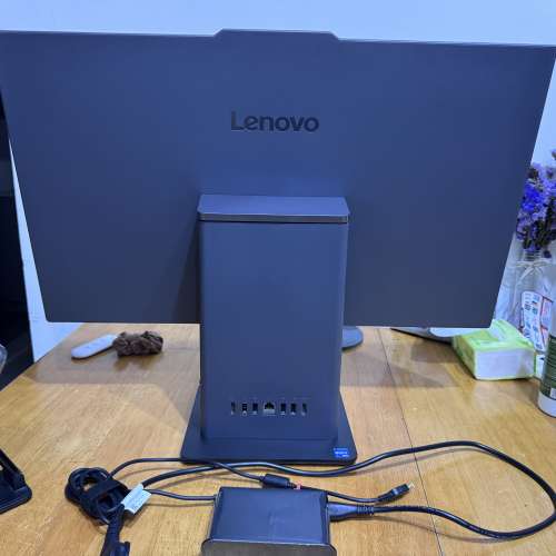Lenovo All-in-One 27" Touch PC - Intel Core i7, 8GB RAM, 256GB SSD Windows 11