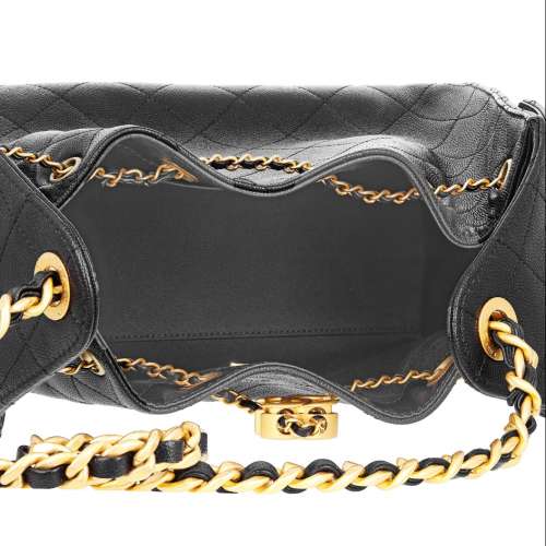Chanel Quilted Caviar 25 Hobo Small Black