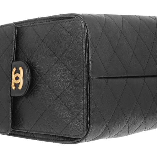 Chanel Quilted Caviar 25 Hobo Small Black