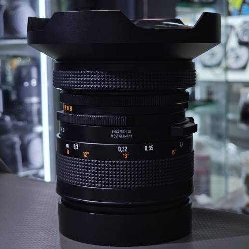 HASSELBLAD 
ClARL ZEISS 30MM F3.5 F-DISTAGON CF
