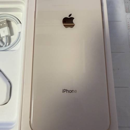 港行iphone 8 plus Rose Gold
