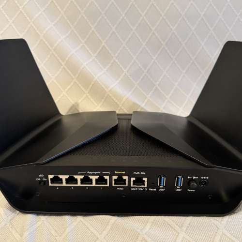 行貨Netgear  Nighthawk AX12 WiFi6 旗艦級雙頻Route