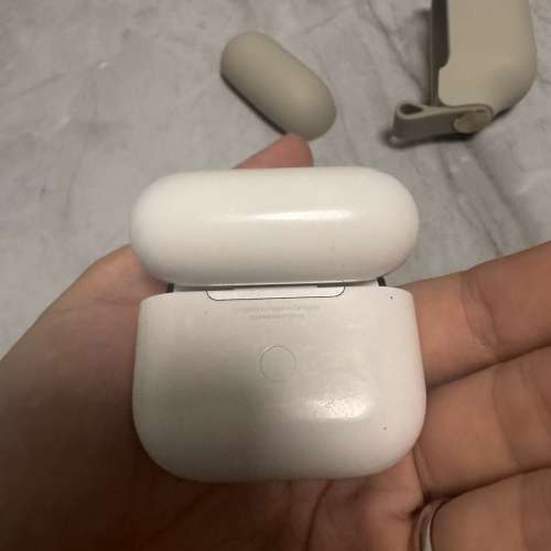 AirPods 3