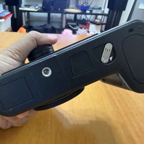 (SOLD) Leica SL2-S Mirrorless 連原廠電全套 (SOLD)